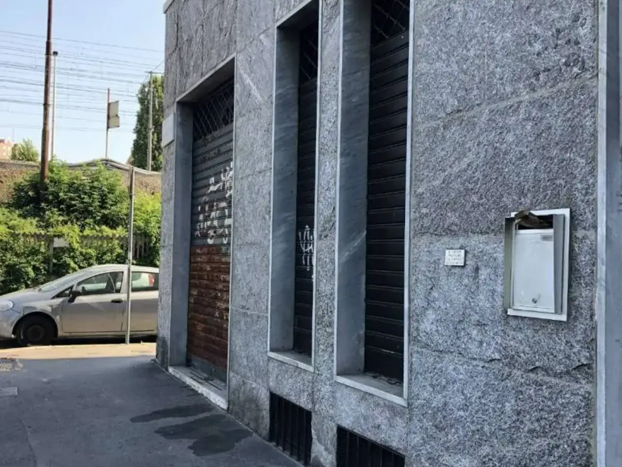 Locale commerciale in Largo Gino Allegri Milano, Milano, {3} - Foto 2