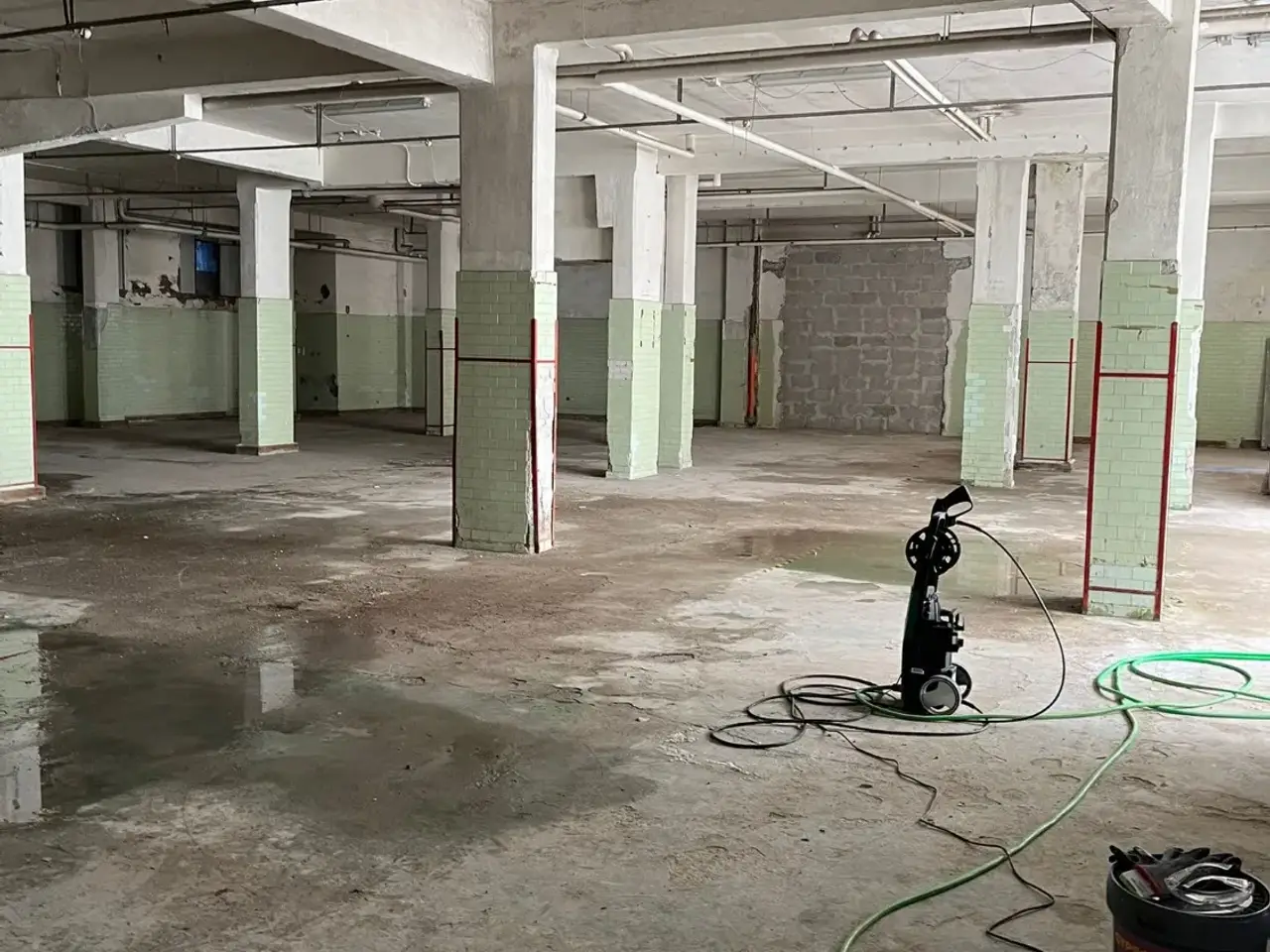 Magazzino in Via del Casaletto 147, Roma, {3} - Foto 2