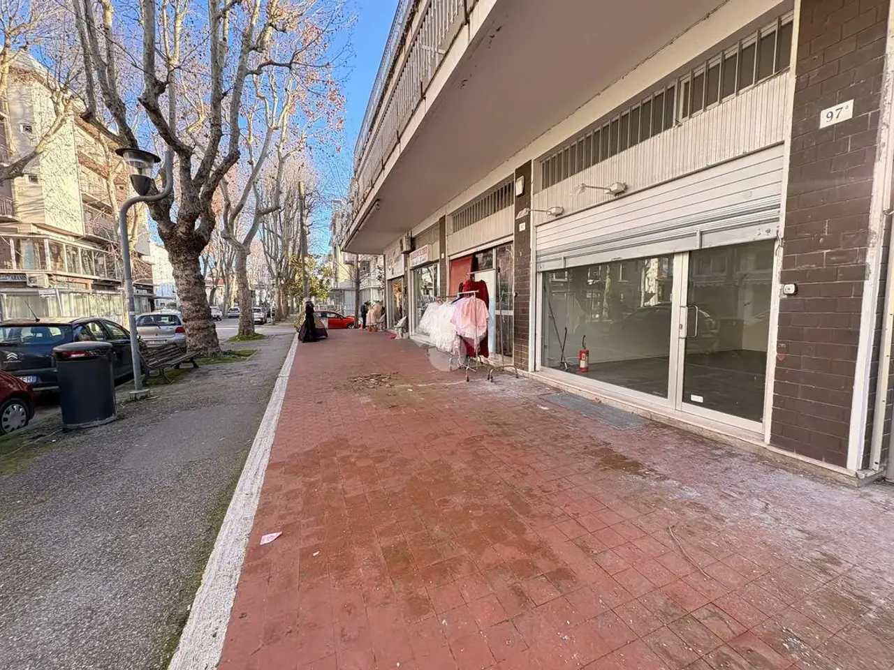 Negozio in Viale Marconi 97, Rimini, {3} - Foto 2