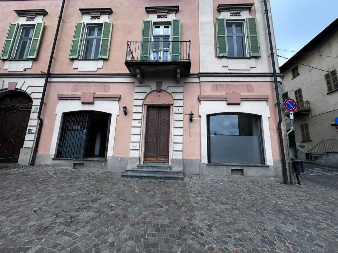 Negozio in Piazza Parrocchiale 8, Cavaglia', {3} - Foto 1