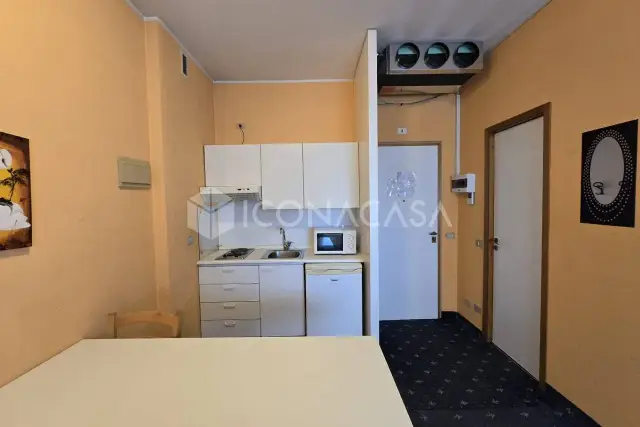 insertion image