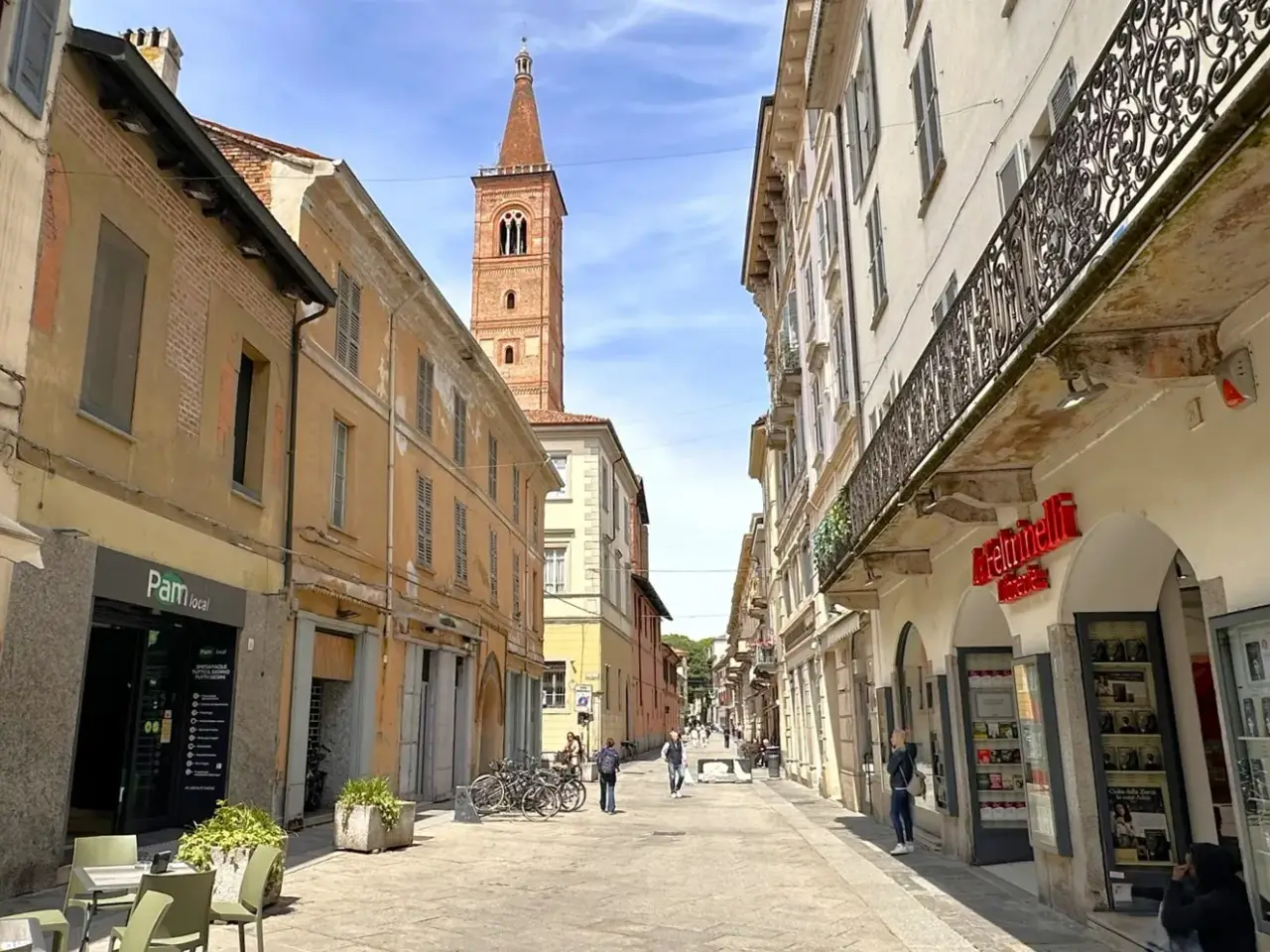 Negozio in Via XX Settembre  22, Pavia, {3} - Foto 1