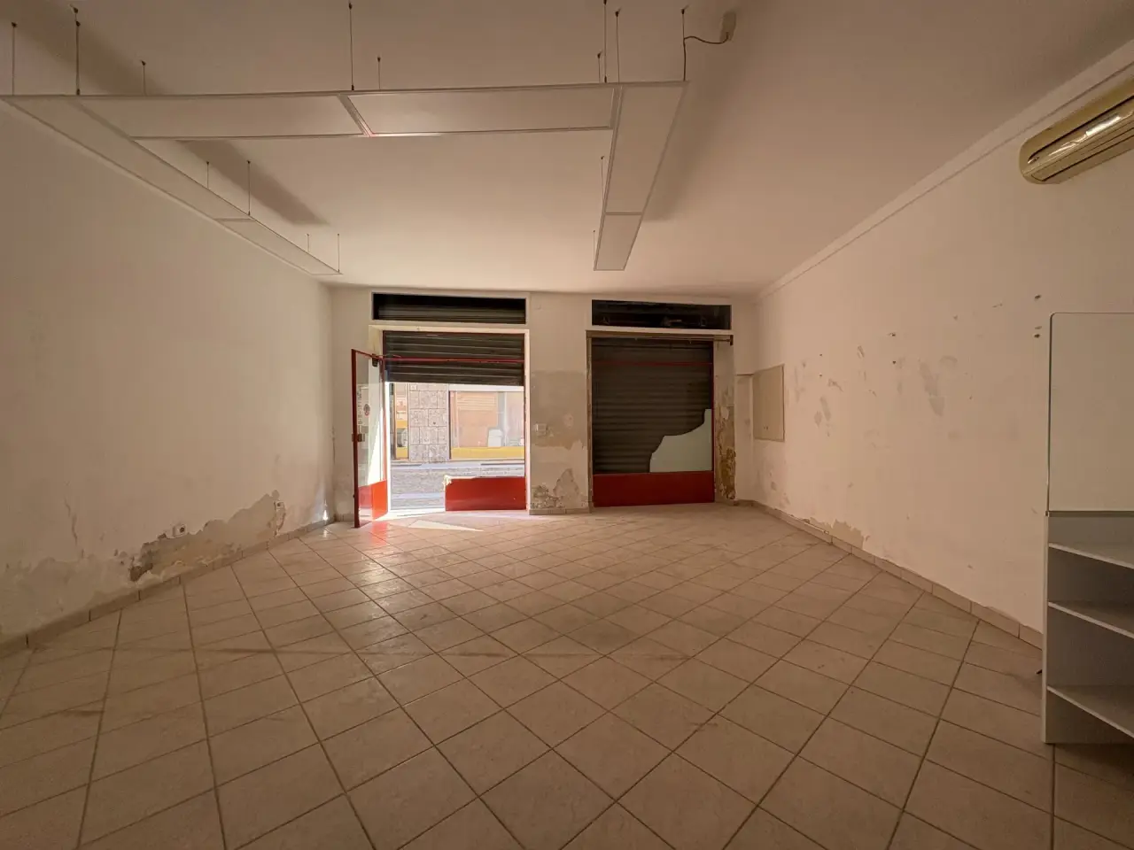 Ufficio in , Lainate, {3} - Foto 2