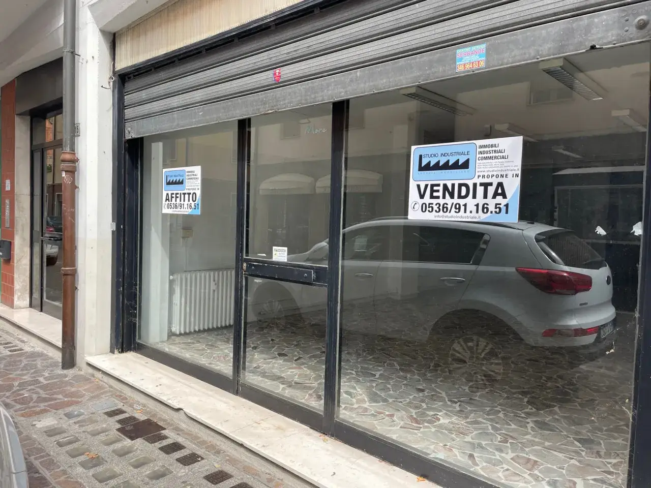 Negozio in Via Aravecchia 17, Sassuolo, {3} - Foto 2