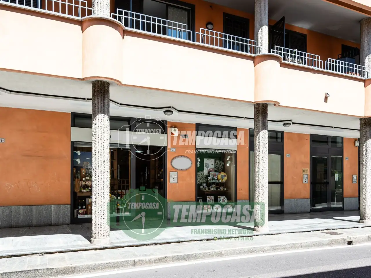 Negozio in Via della Croce 21, Nerviano, {3} - Foto 2