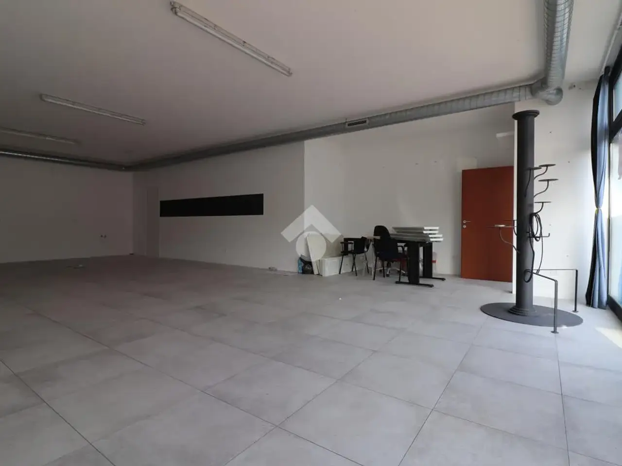 Ufficio in Via Gramsci 1, Porto Mantovano, {3} - Foto 2
