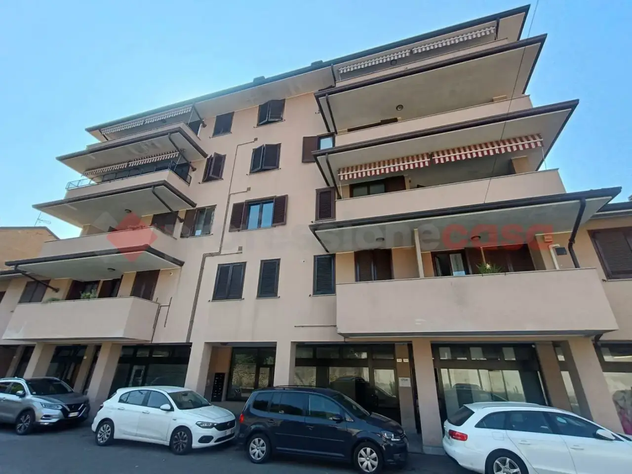 Negozio in Via Garibaldi 1, Busto Garolfo, {3} - Foto 1