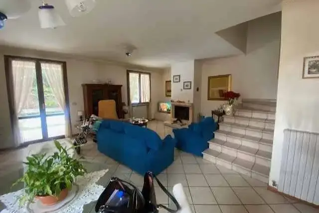 insertion image