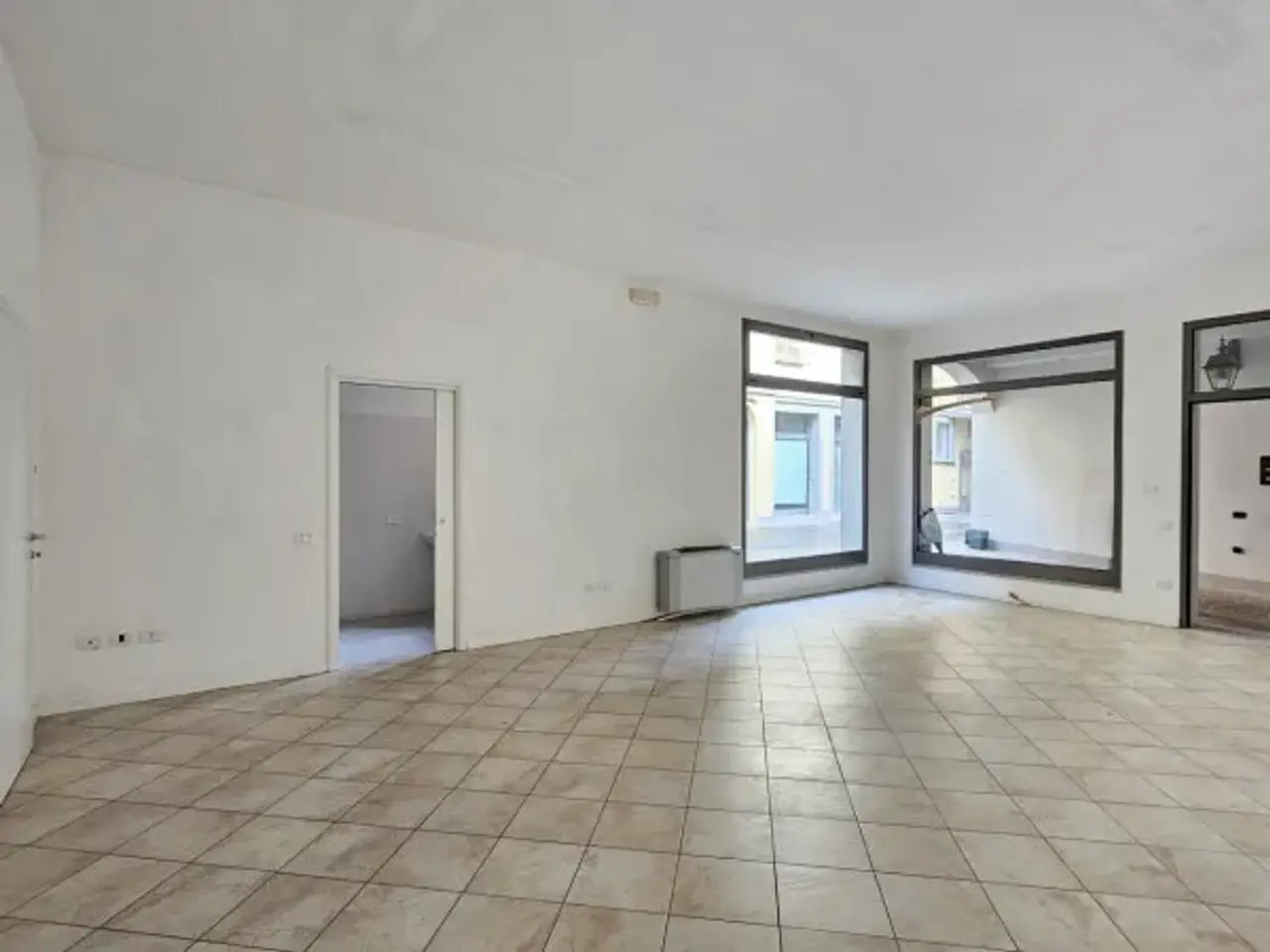 Negozio in Via Mulazzani, Treviglio, {3} - Foto 1