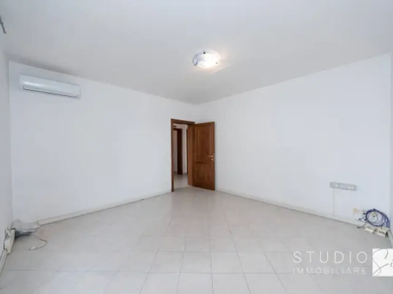 Ufficio in Viale Adua, Pistoia, {3} - Foto 2