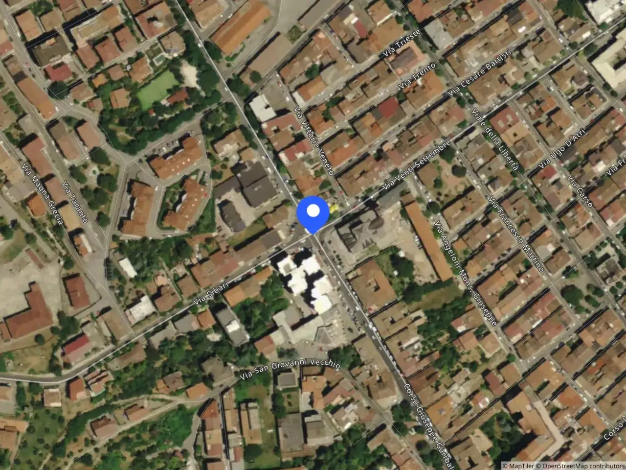Fabbricato misto in Contrada Valle Marino - Quartiere Pietrapiana, Castrovillari, {3} - Foto 1