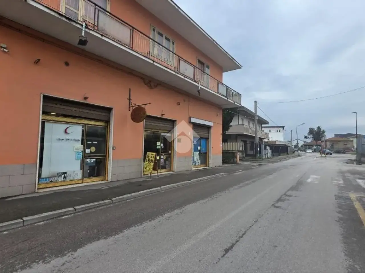 Negozio in Via Aterno 211, Pescara, {3} - Foto 1