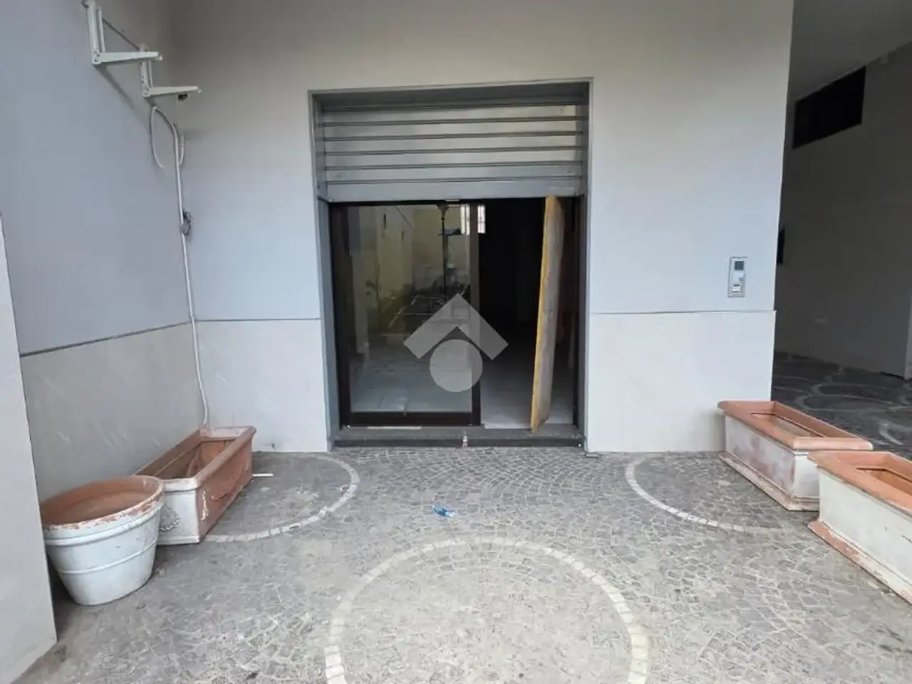 Negozio in Via S. Giuliano 90, Marcianise, {3} - Foto 2
