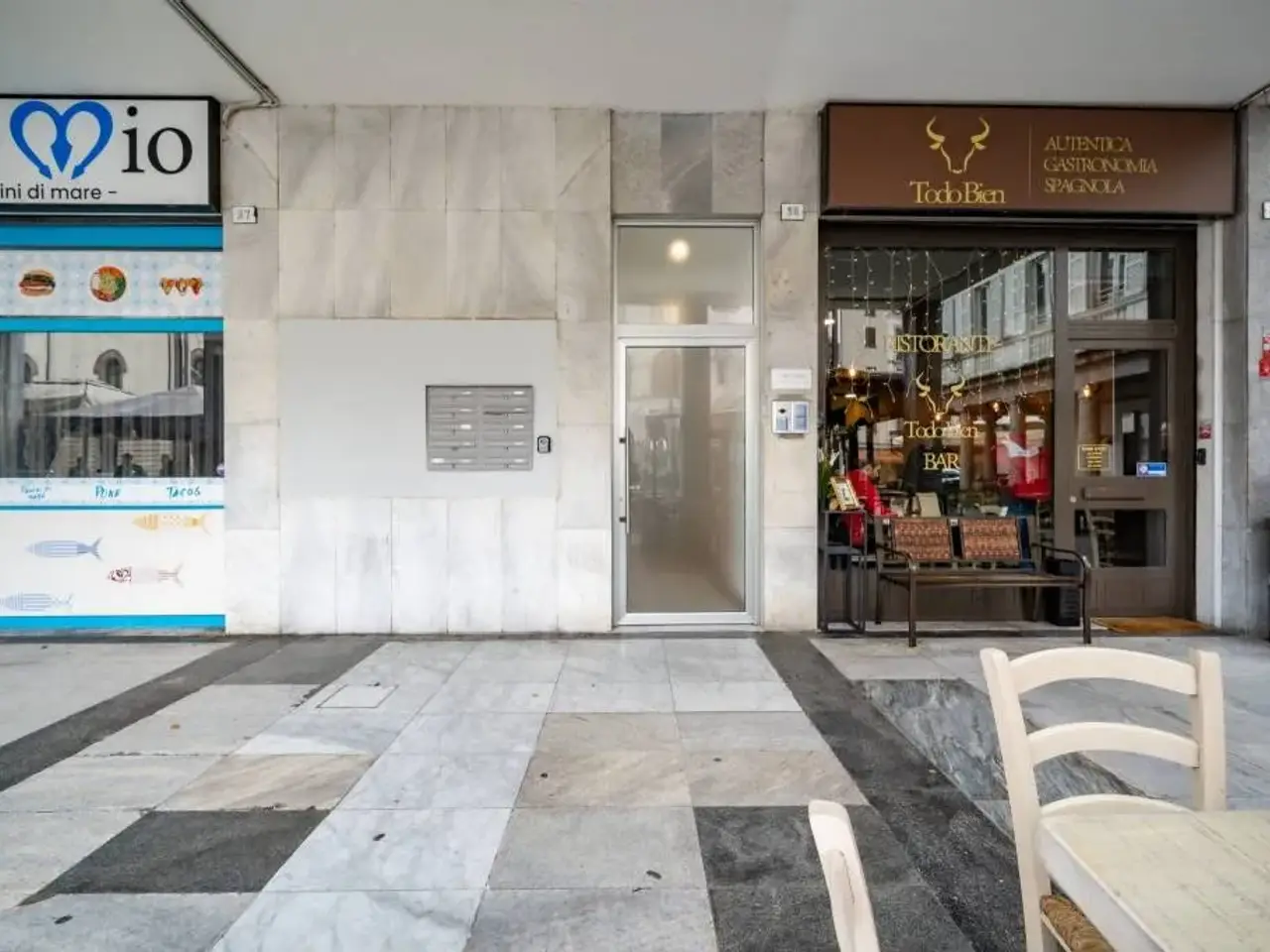 Negozio in Piazza 20 Settembre, 23900 Lecco
, Lecco, {3} - Foto 2