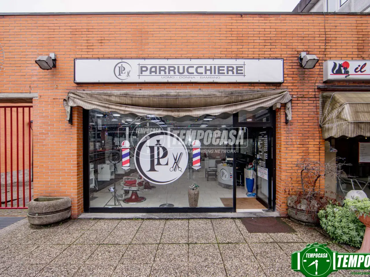 Negozio in Viale Cesare Battisti, Pavia, {3} - Foto 1