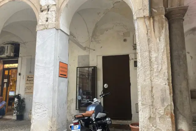 Magazzino in Piazza Meli 5, Palermo - Foto 1