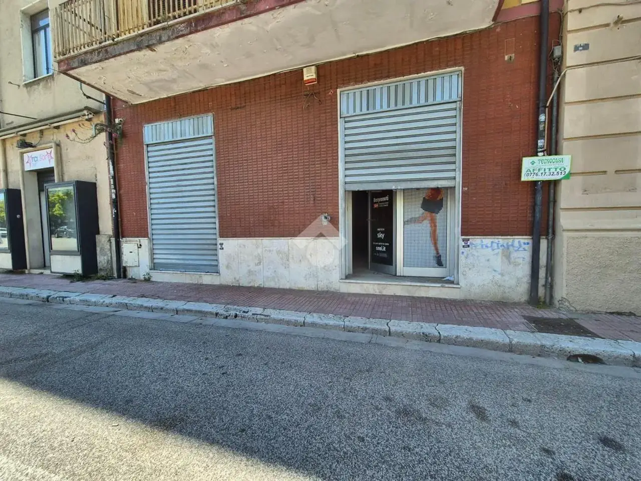 Negozio in Via Lungoliri Mazzini 33, Sora, {3} - Foto 1