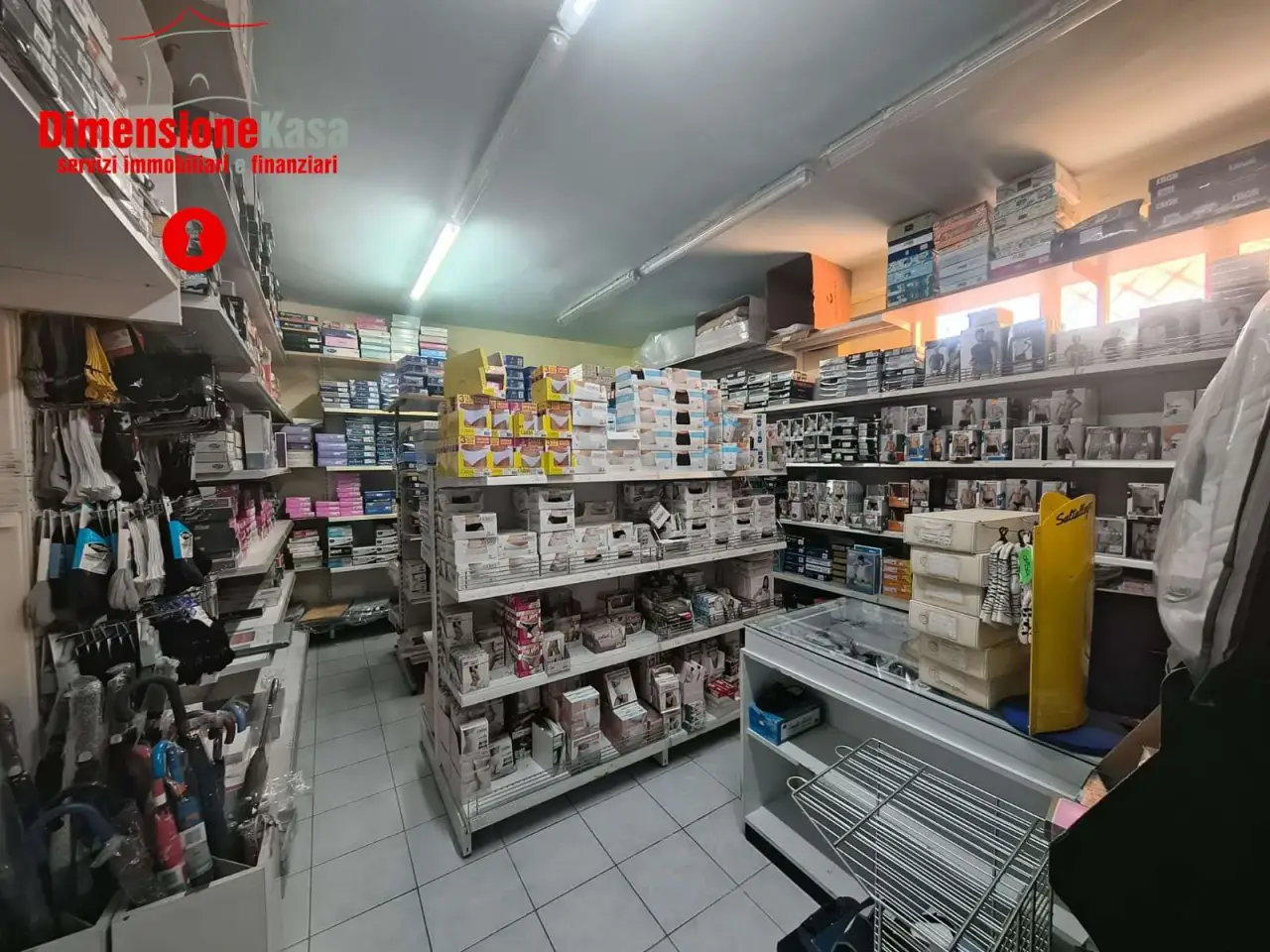 Negozio in Via Polvica  38, San Felice A Cancello, {3} - Foto 1