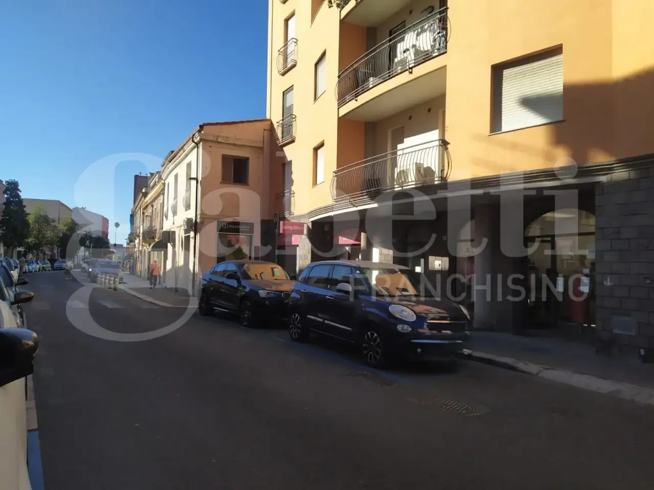 Negozio in Via Tirso 49, Oristano, {3} - Foto 1