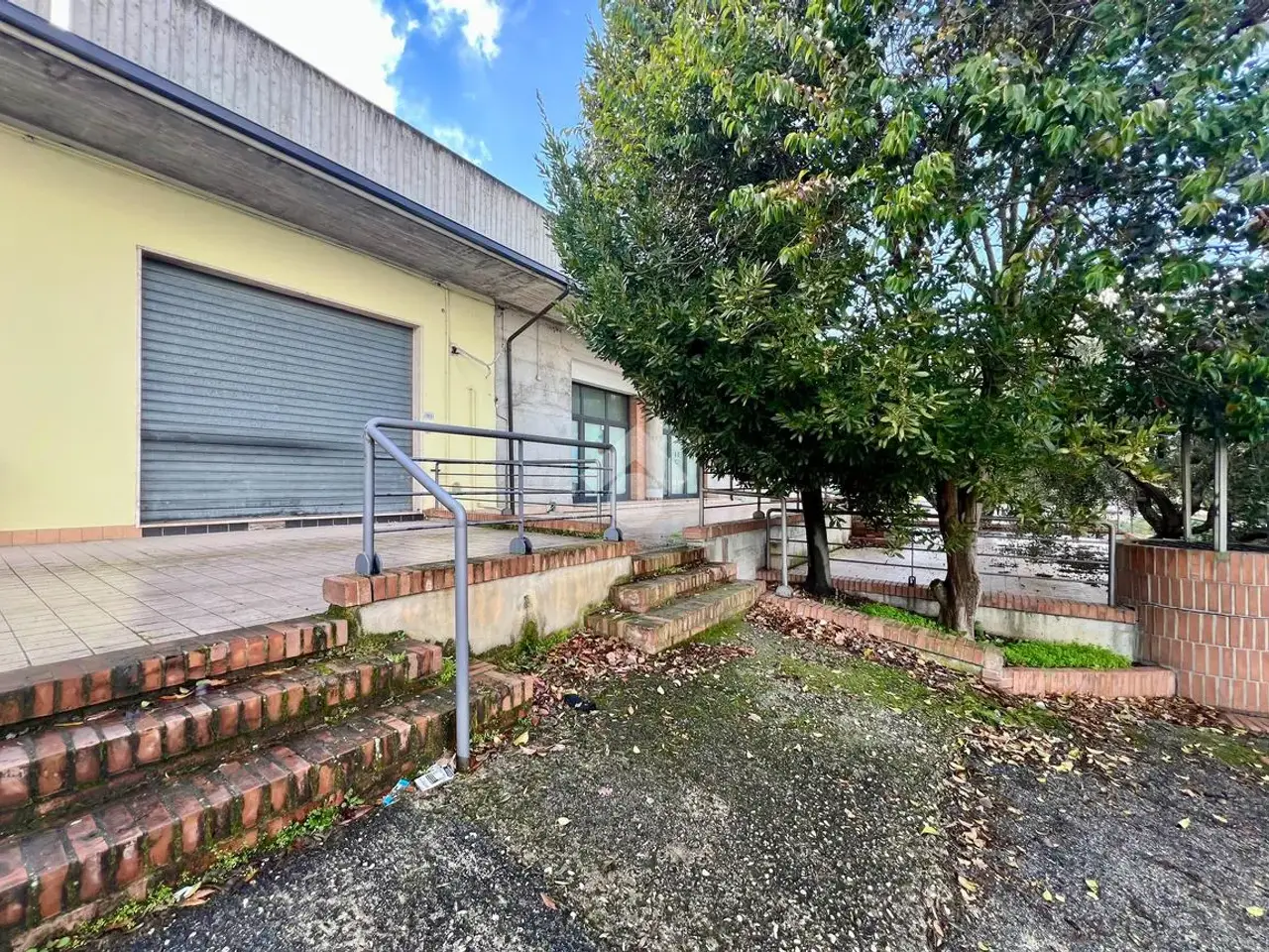 Negozio in Via Trieste 195, Castellalto, {3} - Foto 1