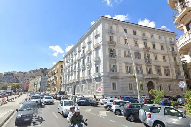 Büro in Via Caracciolo 10, Napoli - Foto 1