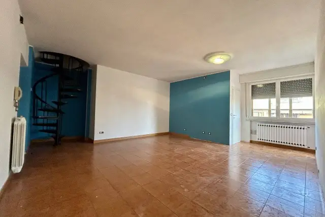 Dreizimmerwohnung in Legnago Piazza della Costituzione, 7, Legnago - Foto 1