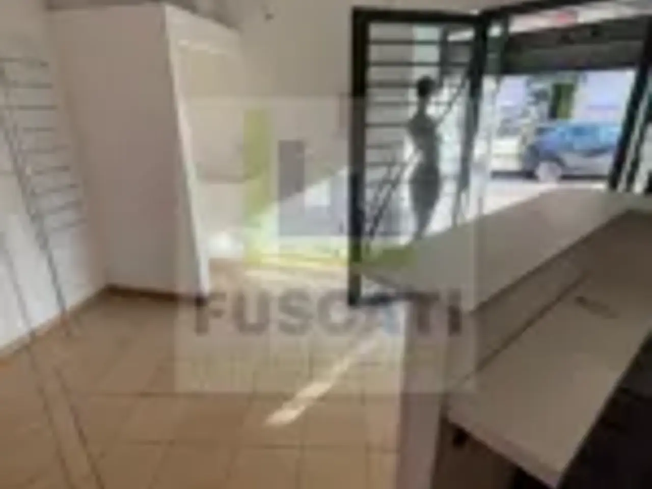 Locale commerciale in Via Napoli, Masseria Grande, Mugnano di Napoli, Napoli, Campania, 80018, Italia, Mugnano Di Napoli, {3} - Foto 2