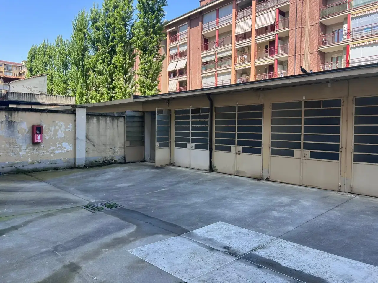 Parcheggio chiuso in Via Caluso 25, Torino, {3} - Foto 1