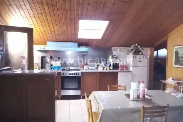 Apartament in Via Risara, Montelabbate - Photo 1