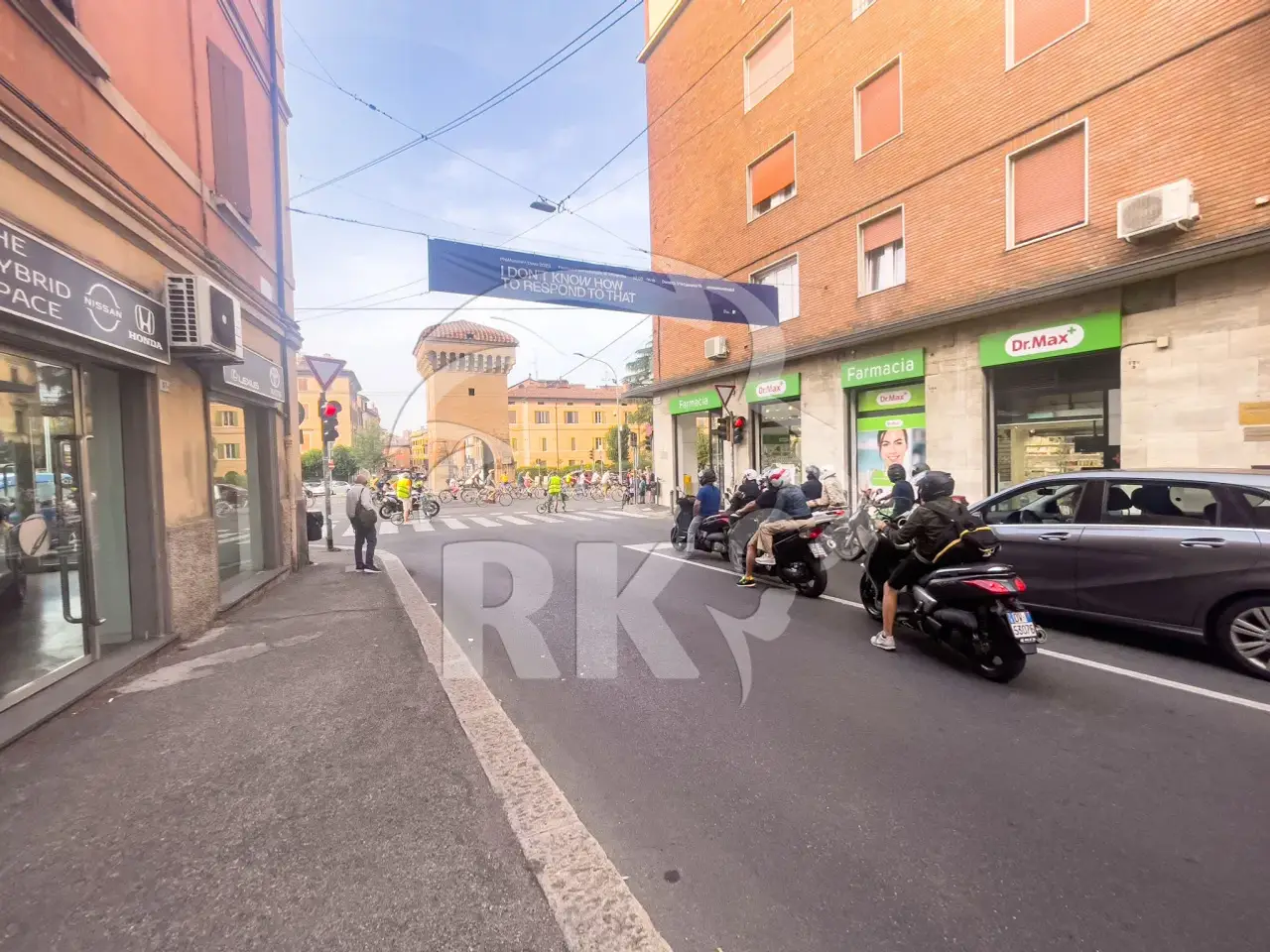 Negozio in Via Castiglione, Bologna, {3} - Foto 2