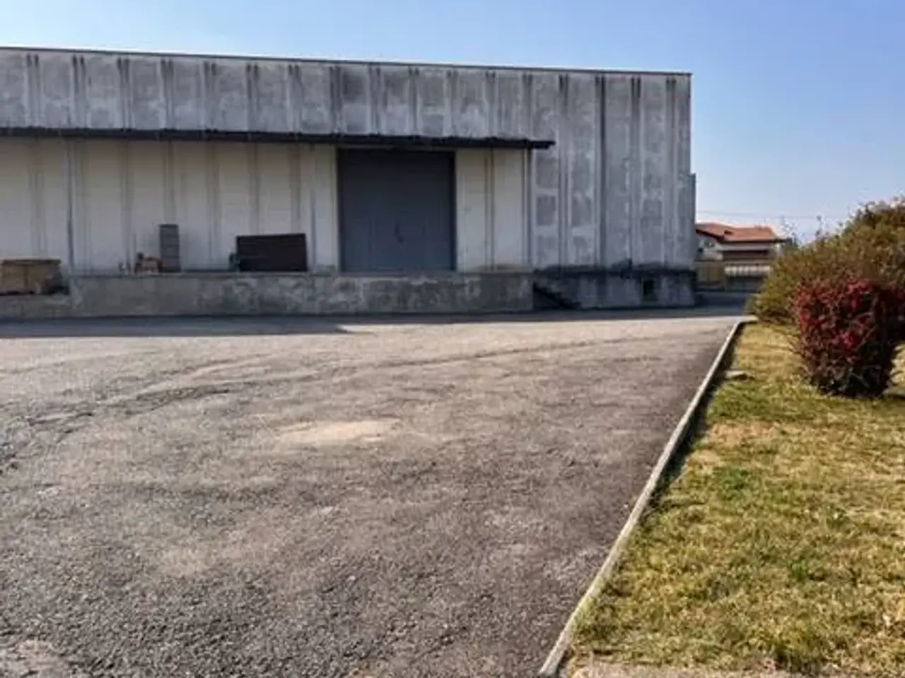 Capannone in Via Ribot 11, Dormelletto, {3} - Foto 2