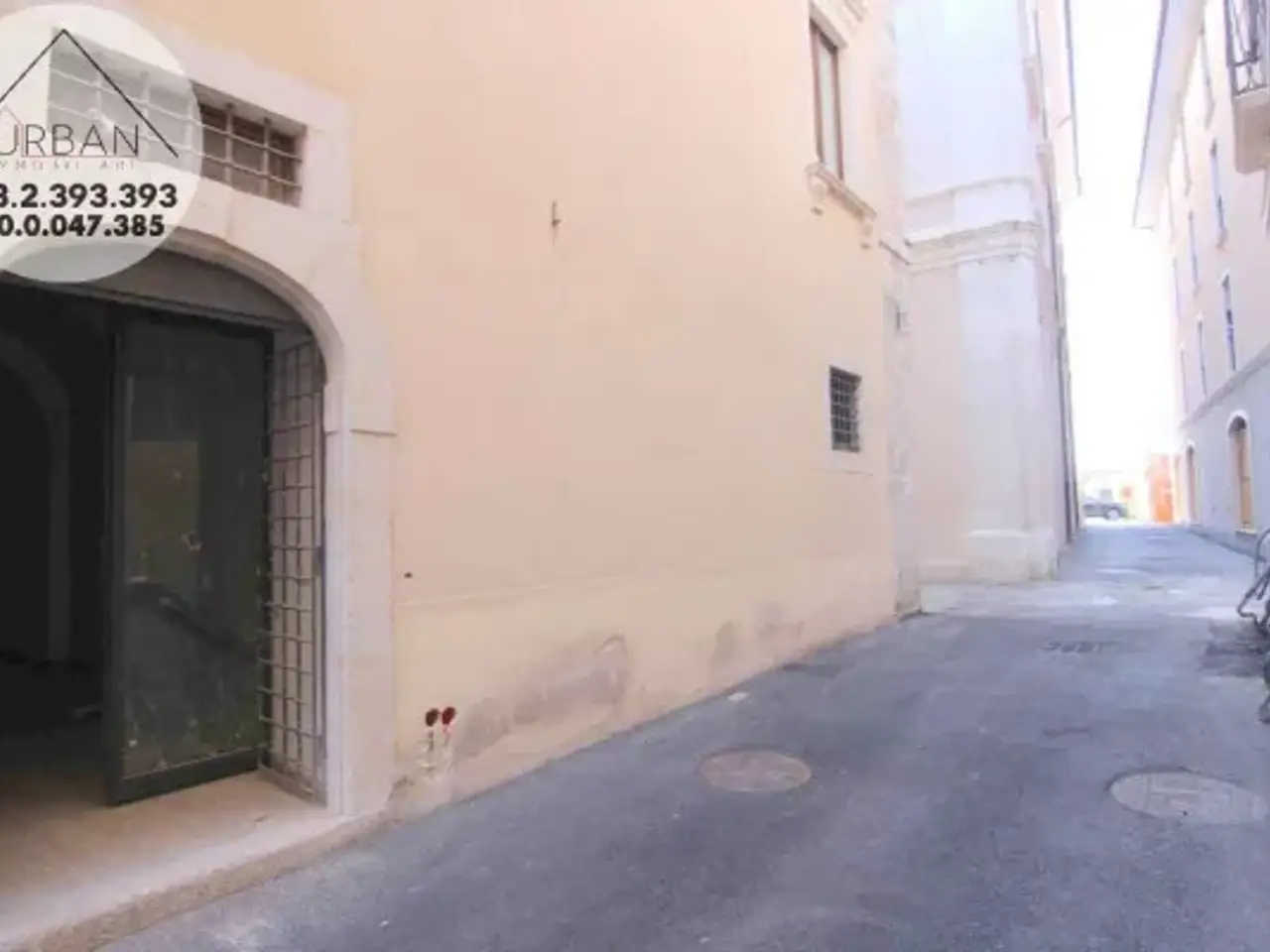 Negozio in Via Crispomonti 9, L'Aquila, {3} - Foto 2