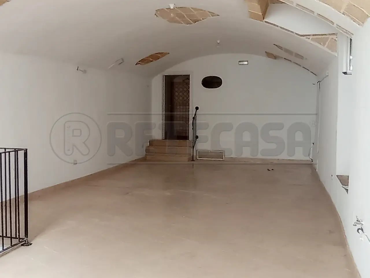 Palazzina commerciale in Via Incrociata 2, Gallipoli, {3} - Foto 2