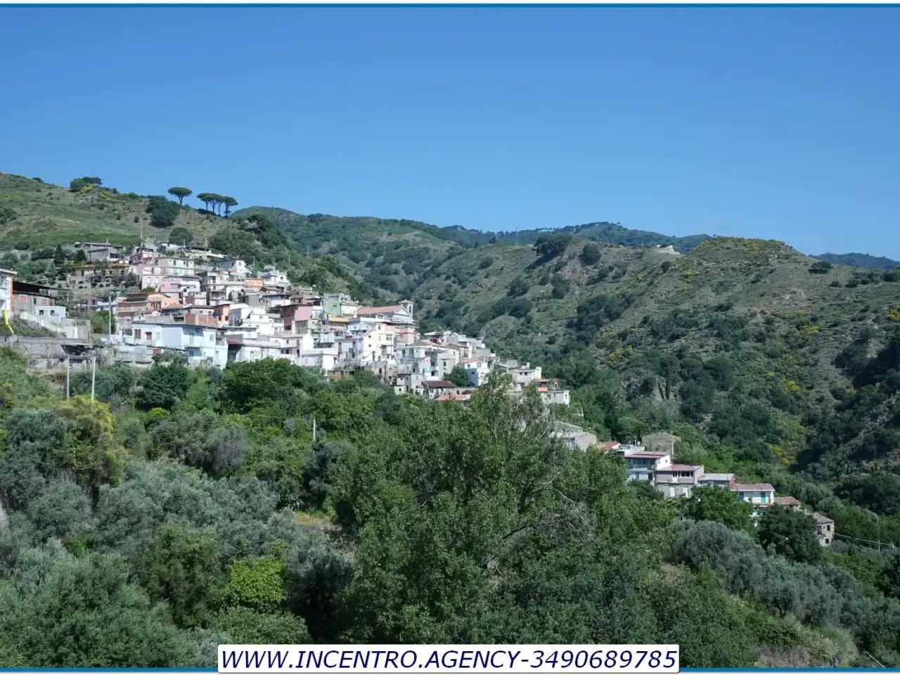 Palazzina commerciale in Via Cumia 1, Messina, {3} - Foto 1