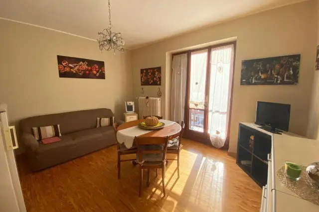 2-room flat in Viale Pineta 9, Oulx - Photo 1