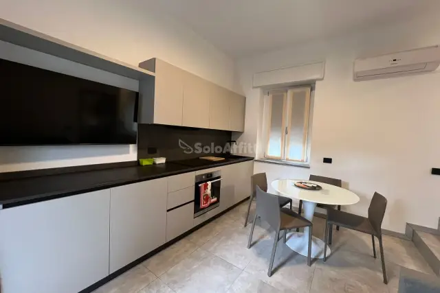 2-room flat in {3}, - Photo 1