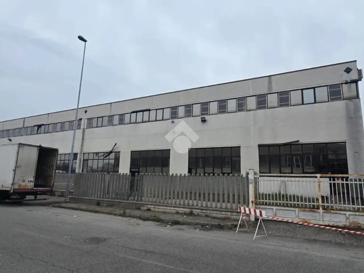 Capannone in Via Pescarito 74, San Mauro Torinese, {3} - Foto 1