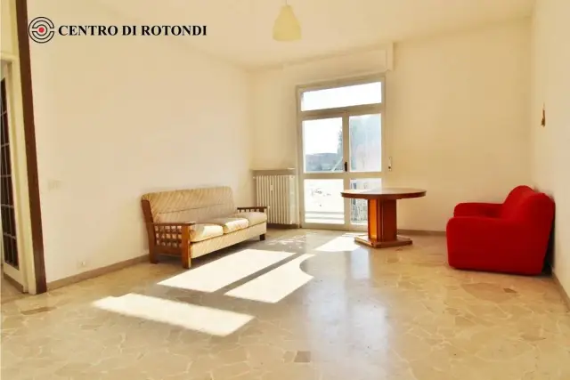 Bilocale in Via Sempione 180, San Vittore Olona - Foto 1