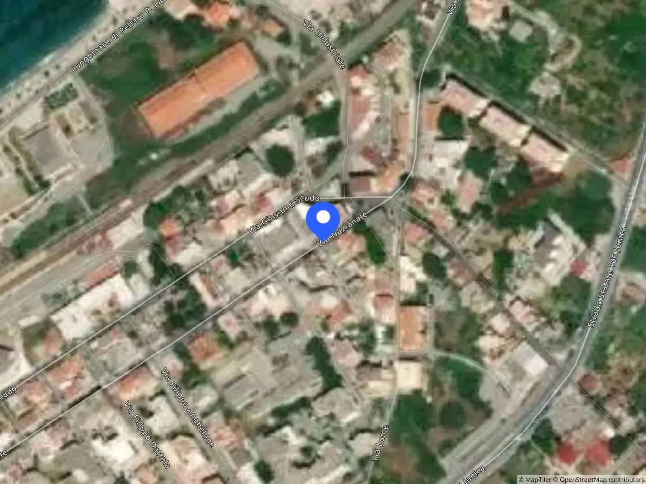 Magazzino in Gallina, Via Mario Trapezi, Snc, Reggio Calabria, {3} - Foto 1