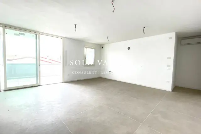 4-room flat, Resana - Photo 1