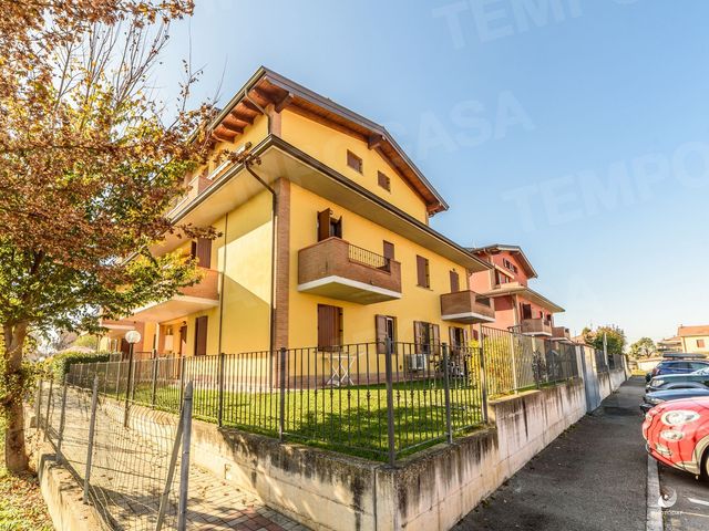 3-room flat in Via Ciro Menotti, Castelfranco Emilia - Photo 1