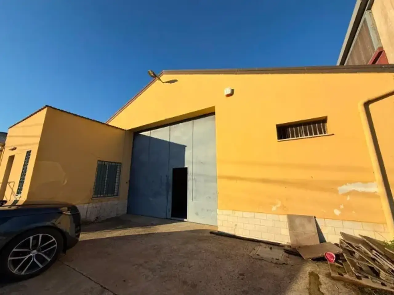 Capannone in Via Mirga, Alcamo, {3} - Foto 1