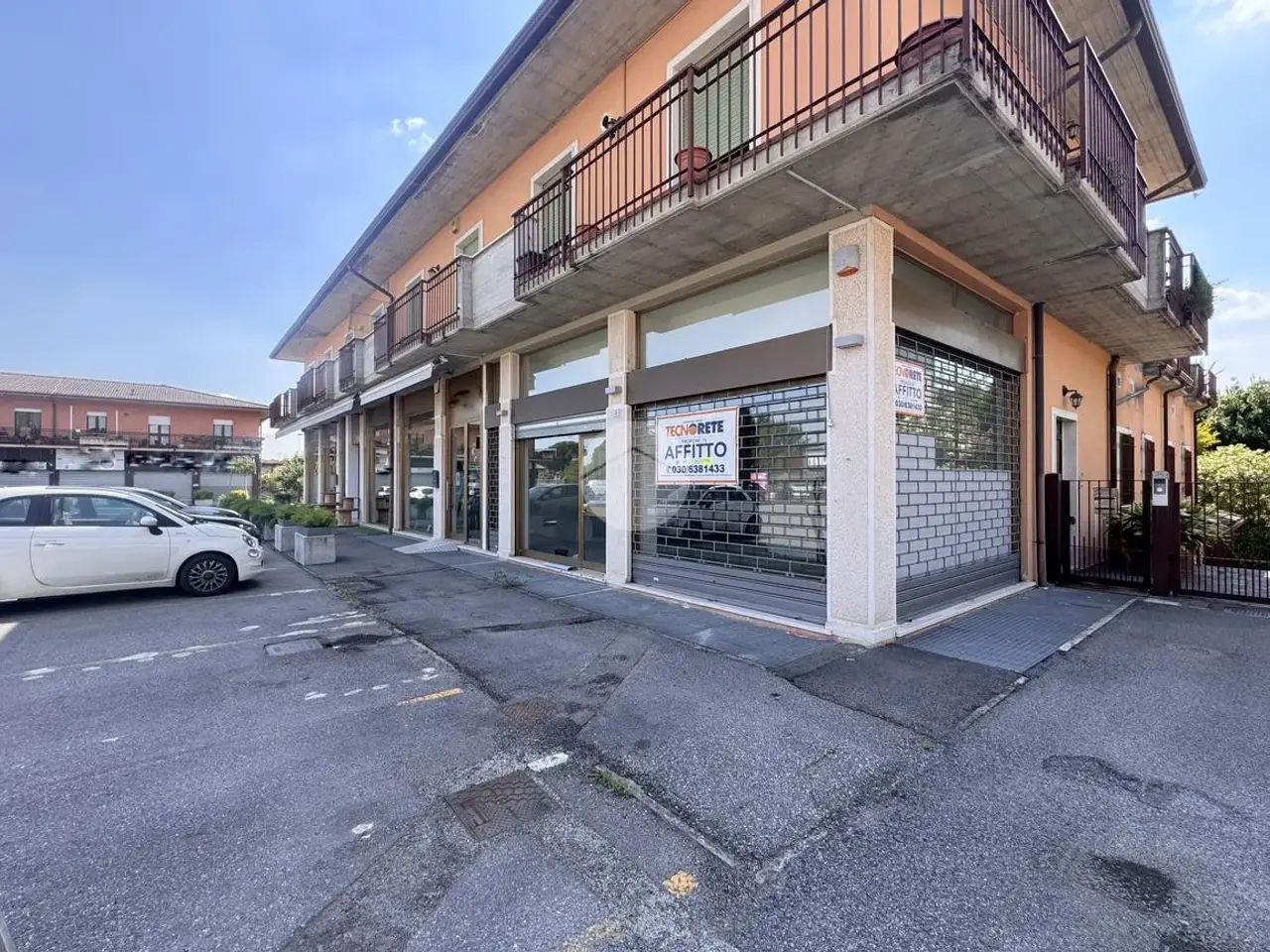 Negozio in Via Paolo Richiedei 36, Gussago, {3} - Foto 2