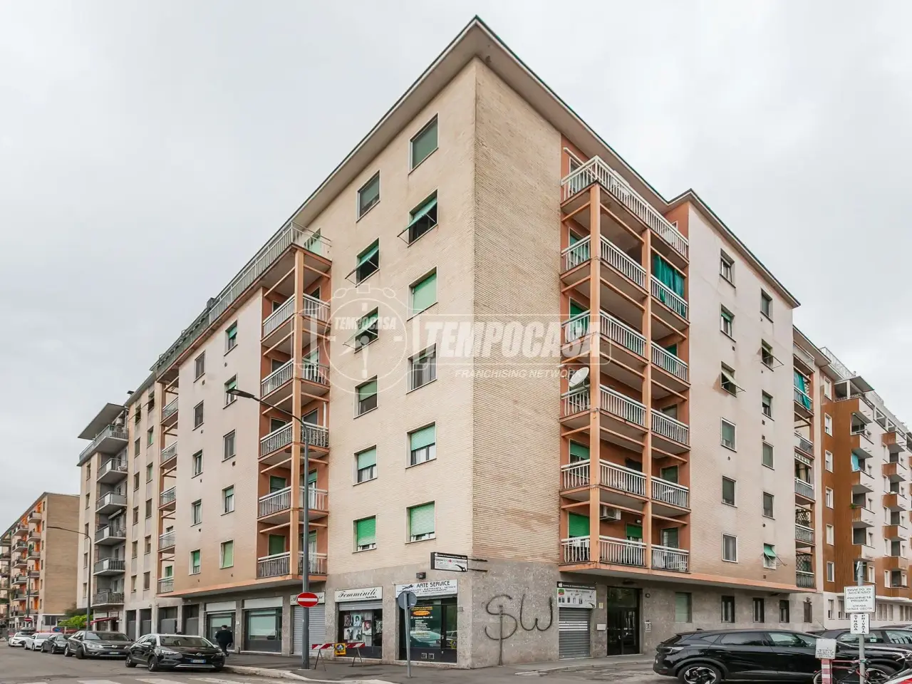Magazzino in Via Fiuggi 10/V, Milano, {3} - Foto 1