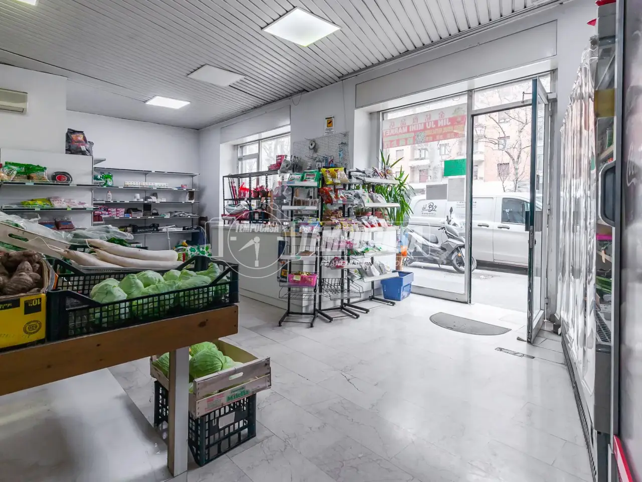 Negozio in Viale Edoardo Jenner 13, Milano, {3} - Foto 2