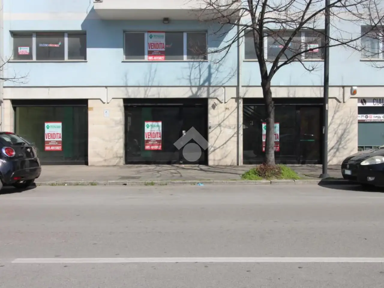 Palazzina commerciale in Via Nazionale Adriatica Nord 444, Pescara, {3} - Foto 1