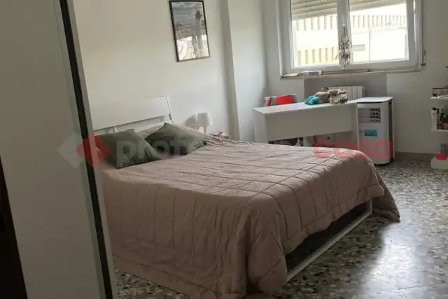 Apartament in {3}, Piazza Giulio Cesare  21 - Photo 1