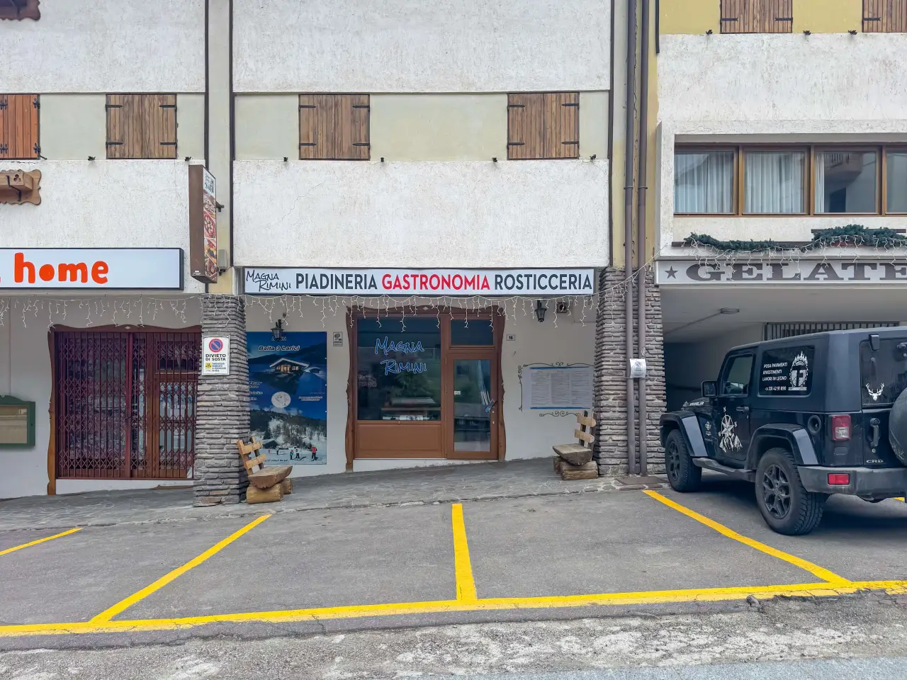 Negozio in Viale delle Acque Acidule 16, Peio, {3} - Foto 2