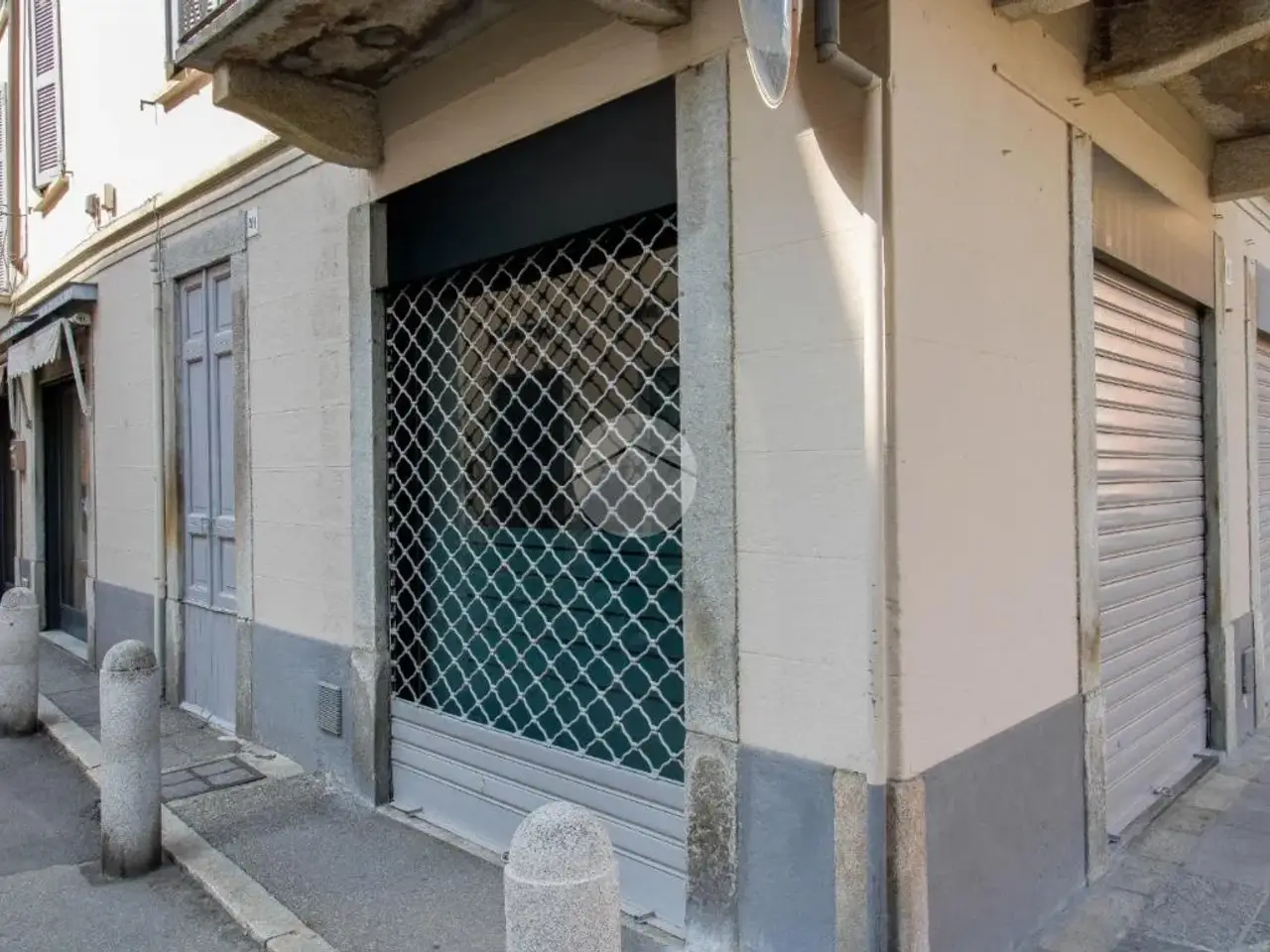 Negozio in Piazza San Lorenzo 1, Lodi, {3} - Foto 1