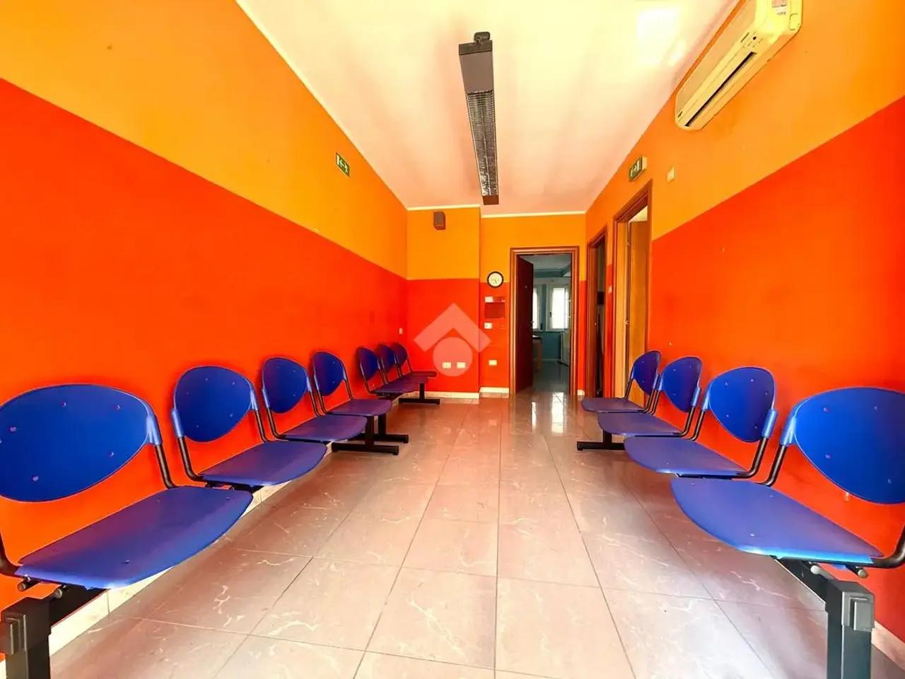 Ufficio in Ufficio Via Tevere 73, Assemini, {3} - Foto 1